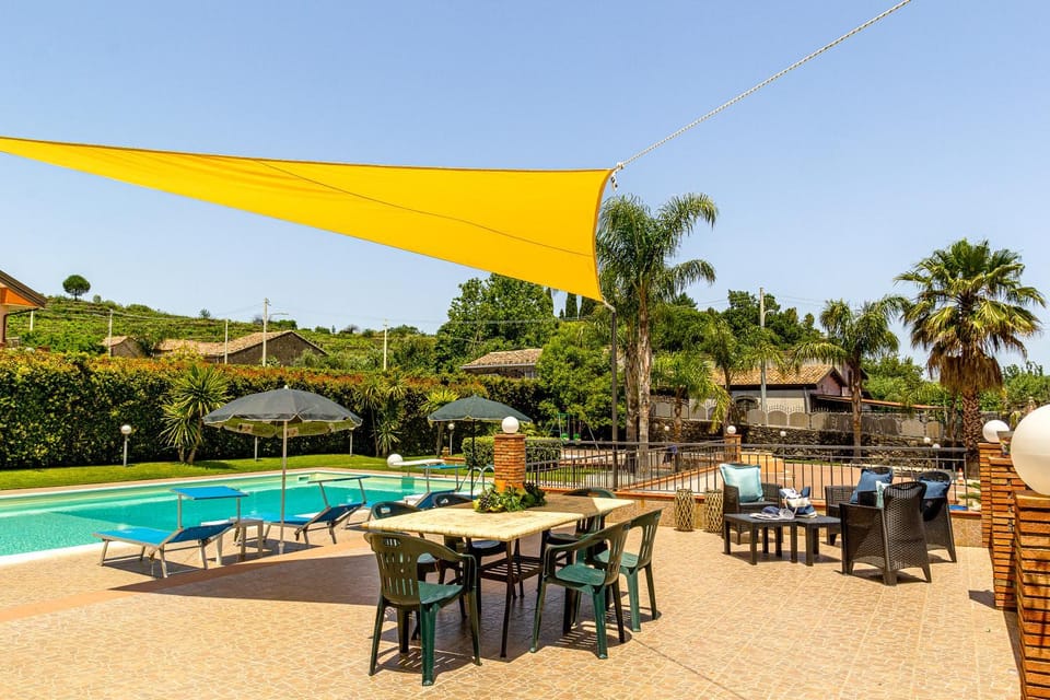 Patio, Day, Pool view, Swimming pool, sunbed