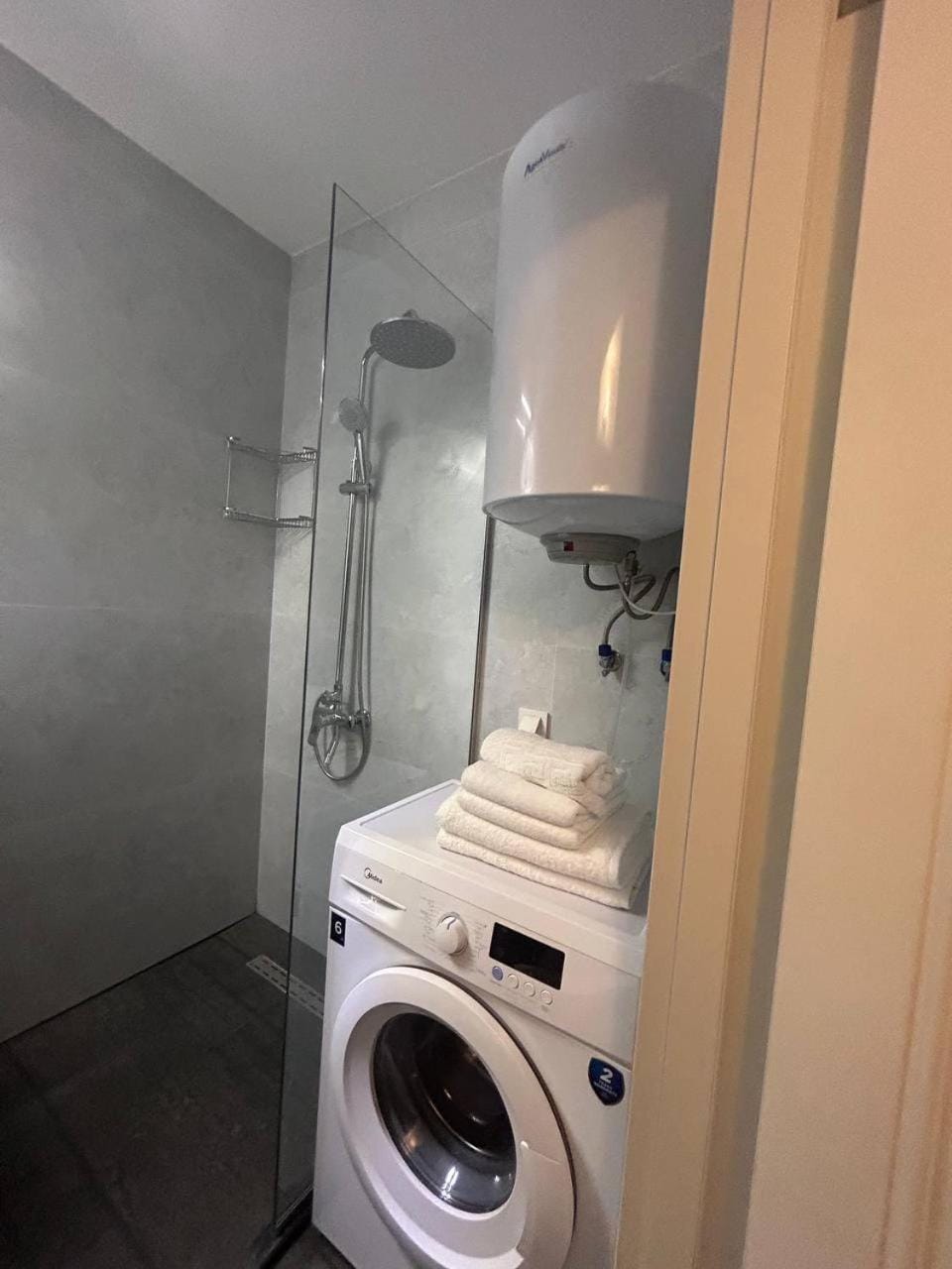 Двухкомнатная квартира с потрясающим видом на море в Orbi Beach Tower Apartment in Batumi