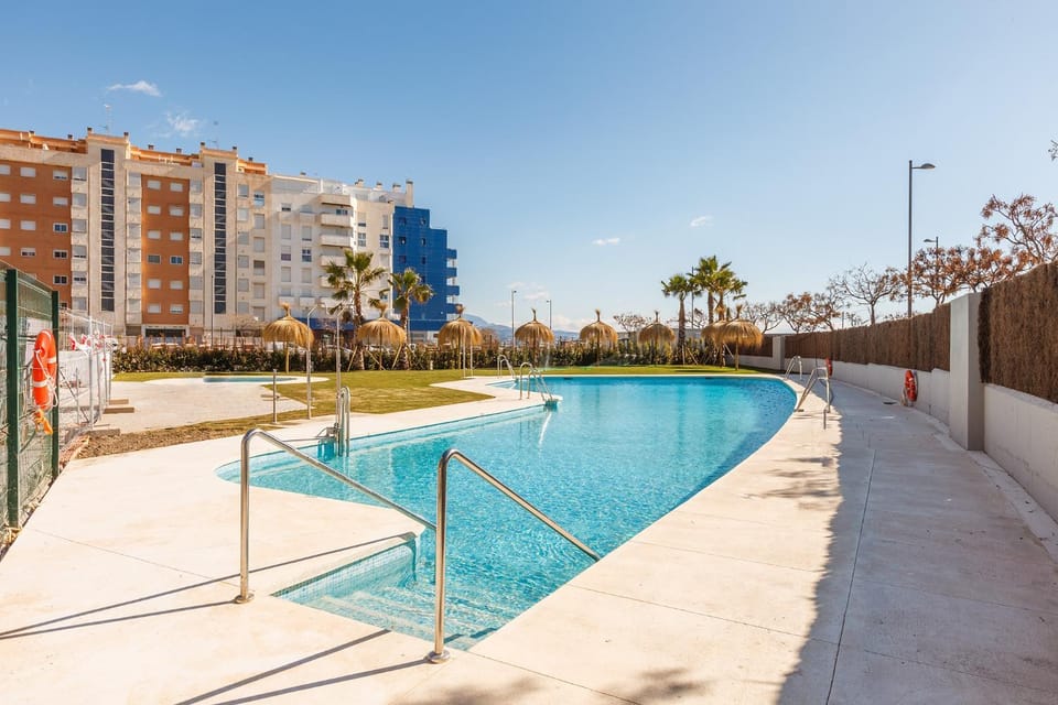 A&N Sea View Terrace & Pool Getaway Torre del Mar Apartment in Torre del Mar
