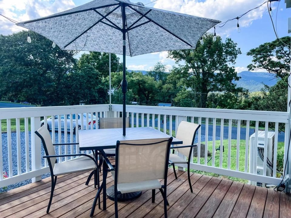 Patio, Balcony/Terrace