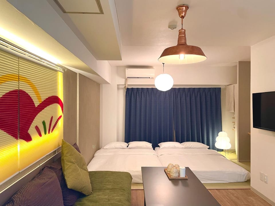Photo of the whole room, Bedroom, air conditioner