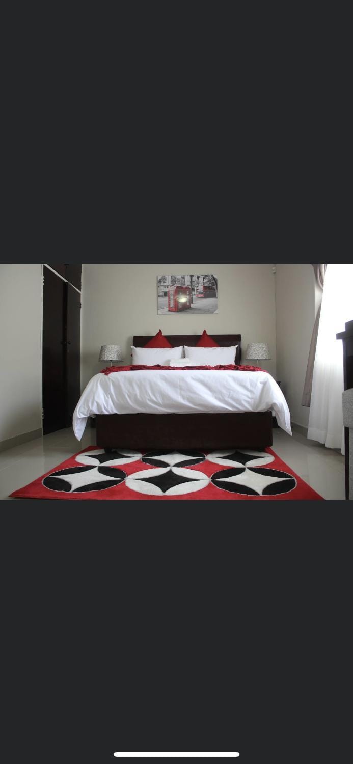 Deluxe Guest House Bed and Breakfast in North West, South Africa
