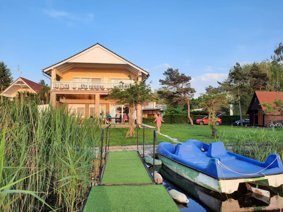Property building, Garden, Sports