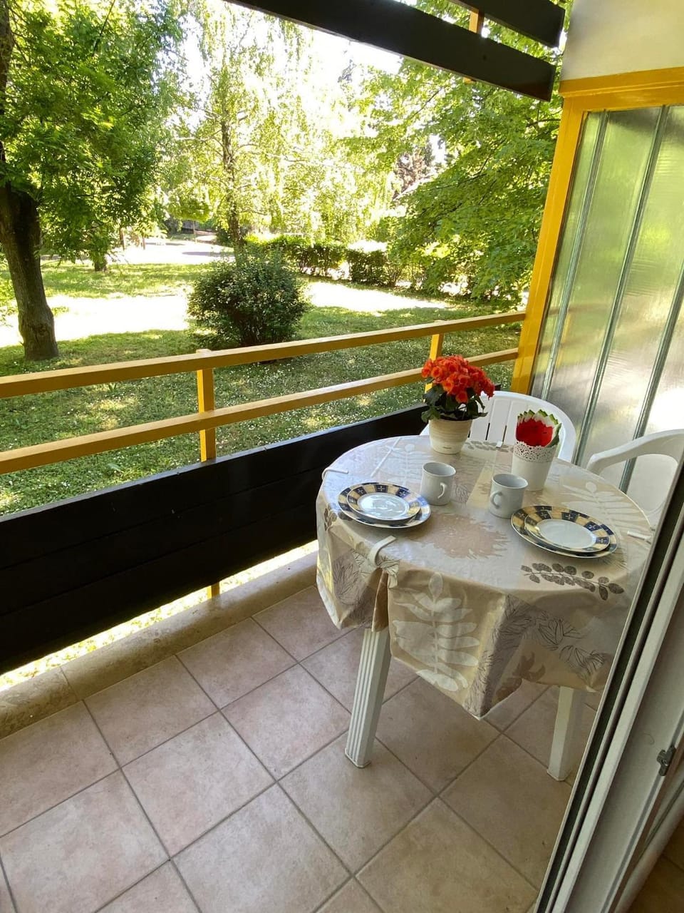 Balcony/Terrace, Garden view