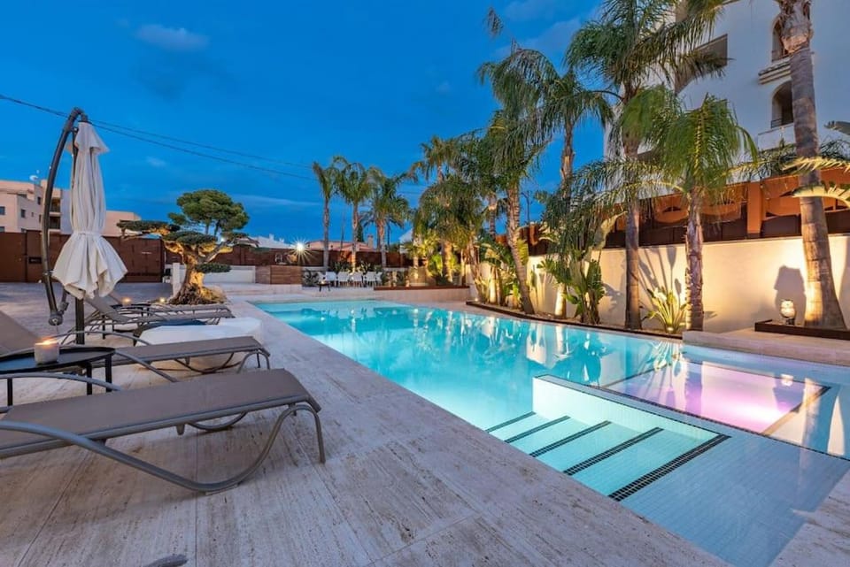 [Lusso e relax] con piscina a 2 minuti dal mare Apartment in Miami Platja