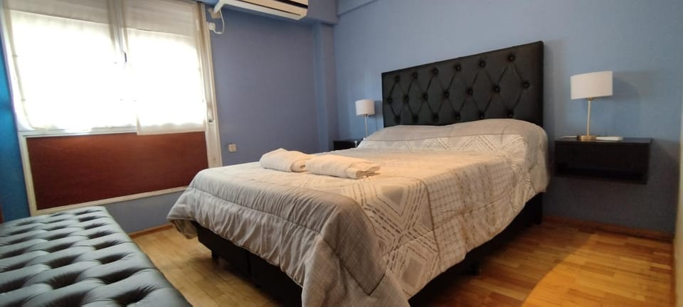 Bed, Bedroom, air conditioner