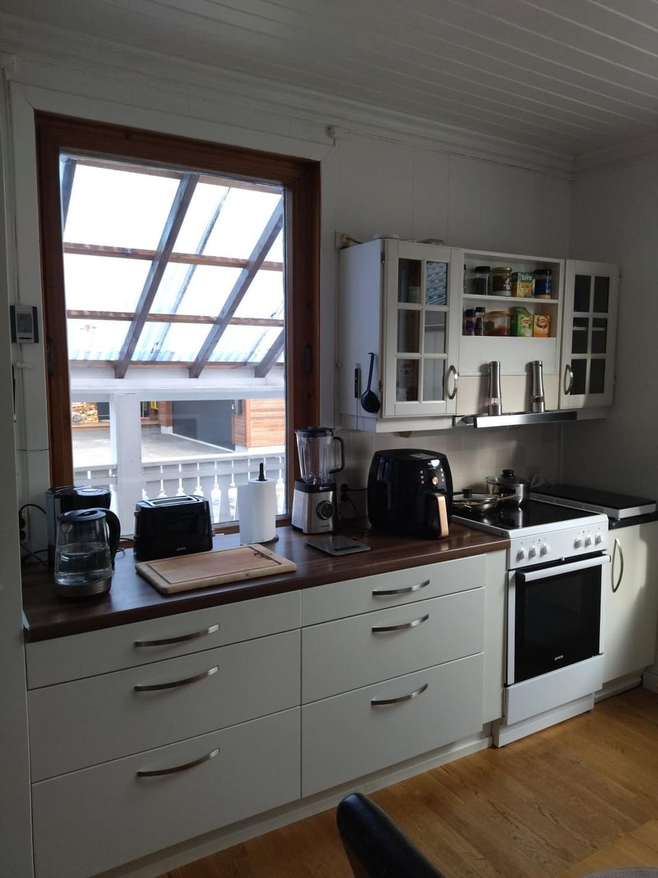 Coffee/tea facilities, Kitchen or kitchenette, Dining area, dishwasher, minibar, pet friendly, stove, toaster