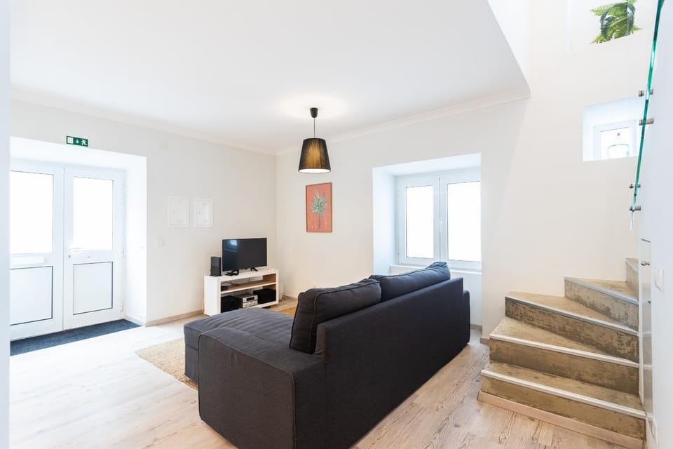 TV and multimedia, Seating area