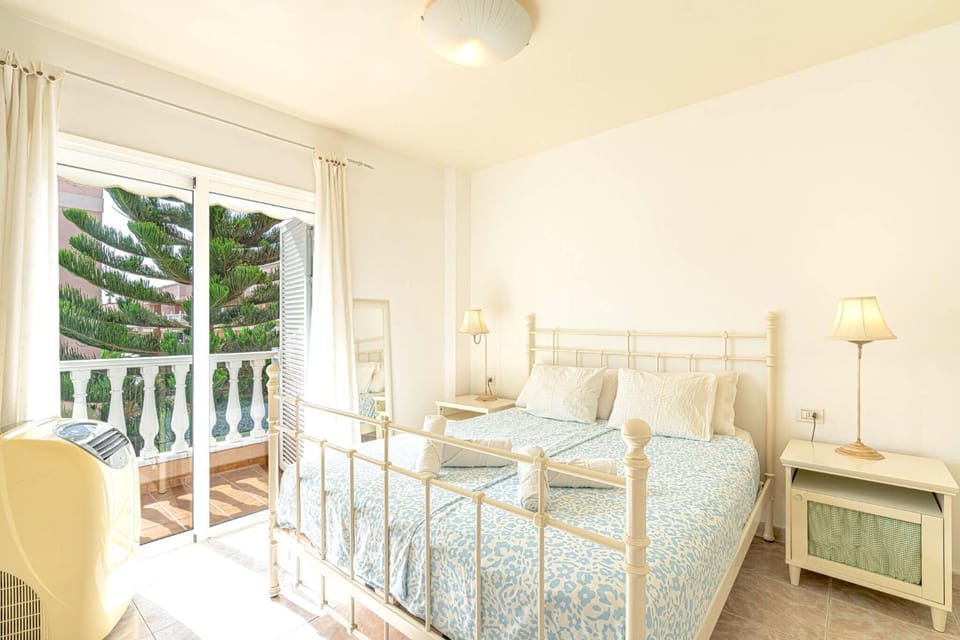 Costa Sol Seaside Home House in Costa del Silencio