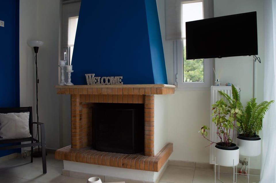 TV and multimedia, Living room, flat iron