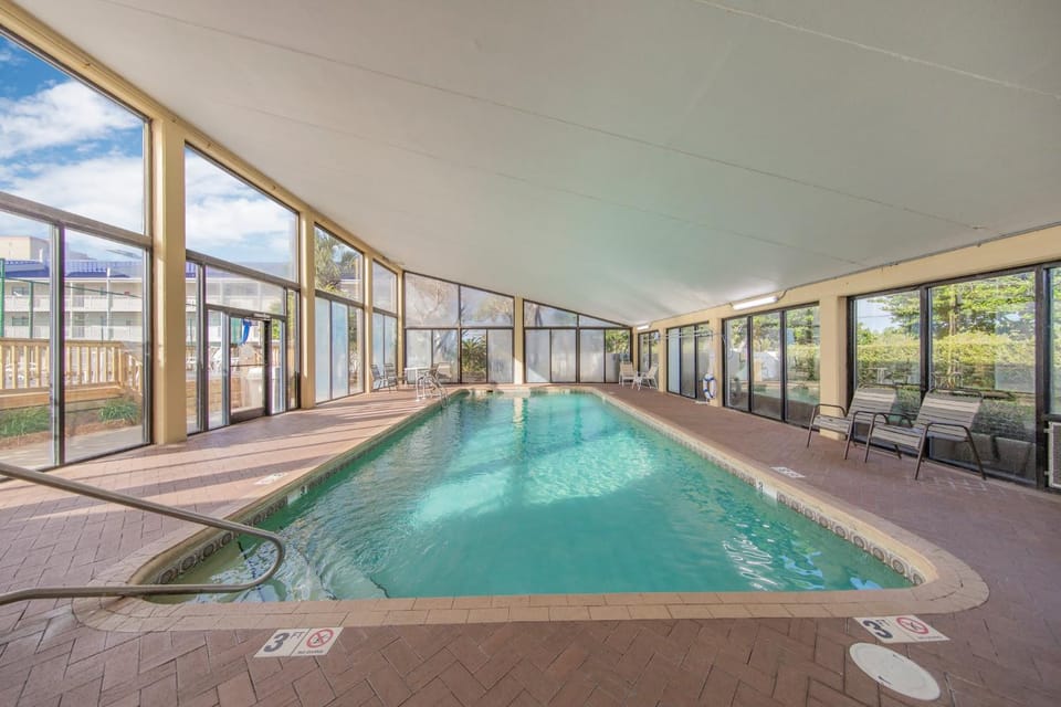 Seaside Beach & Racquet Club 5117 by Vacation Homes Collection Apartment in Orange Beach