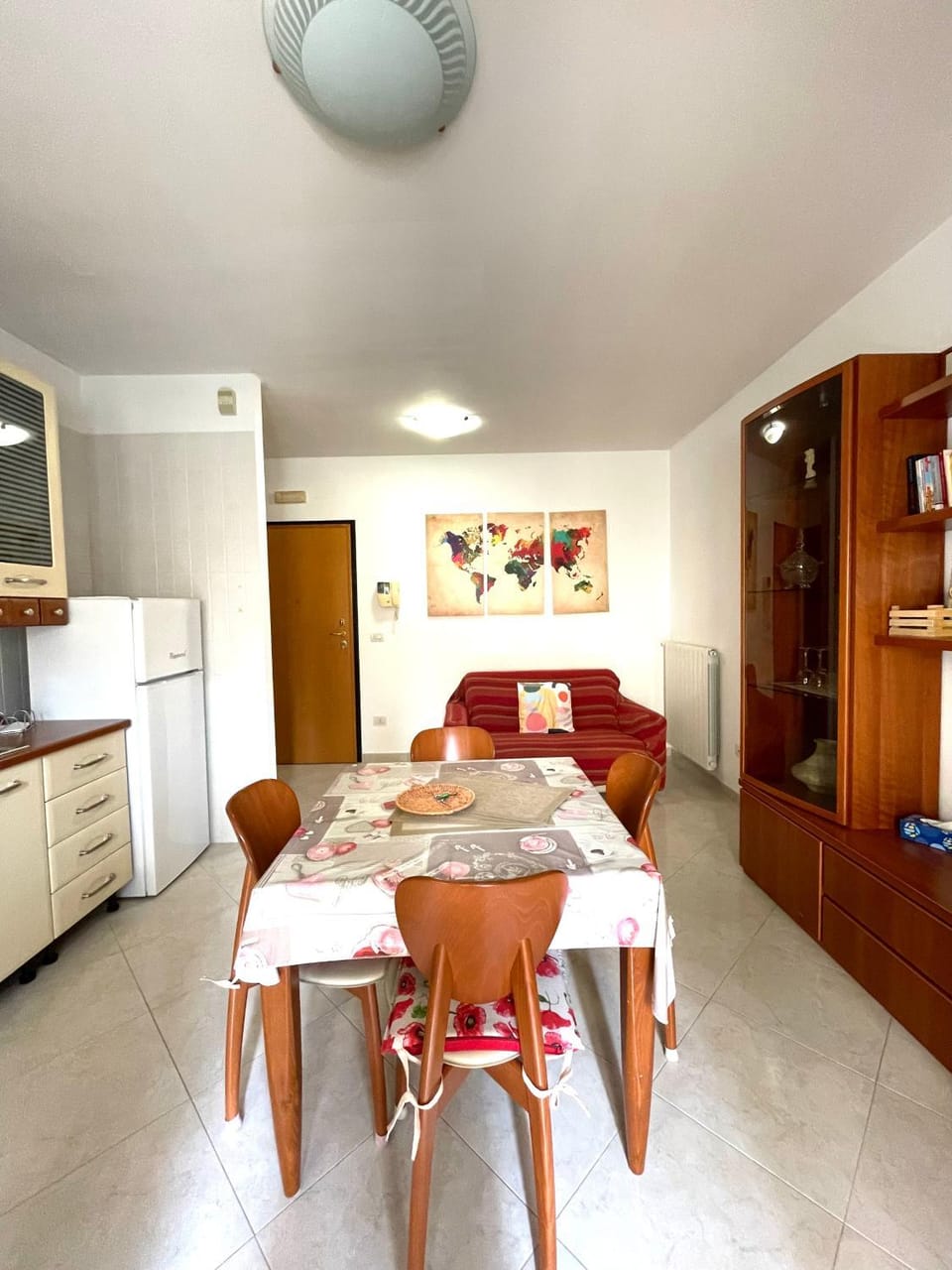 Living room, Dining area