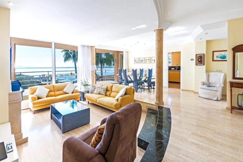 Property building, Living room
