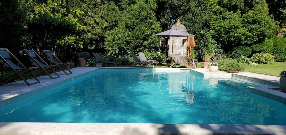 Property building, Swimming pool