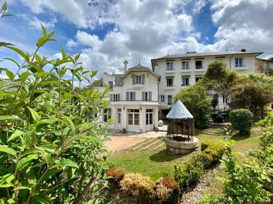 Property building, Garden view