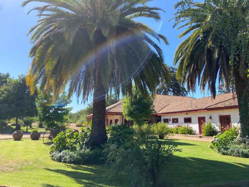 CASONA SAN PEDRO Hotel Boutique Bed and Breakfast in Maule