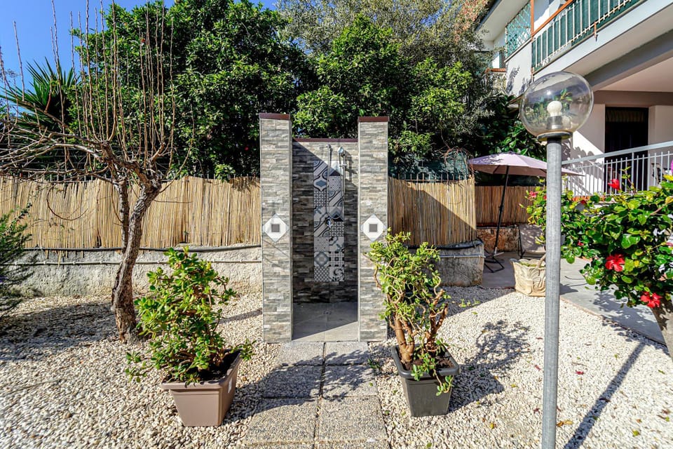 Lovely Villa, close to the beach House in Palermo
