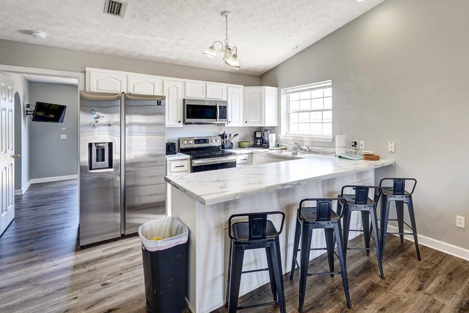 Private Pool & Hot Tub at Panama City Home! House in Lower Grand Lagoon