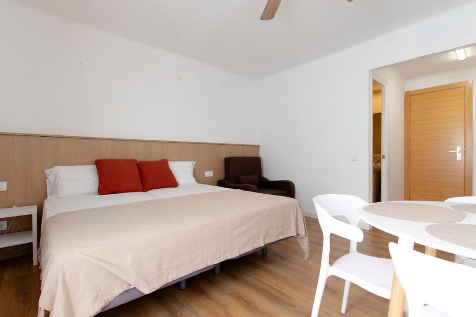 Apartamentos El Sol II Apartment in Tossa de Mar