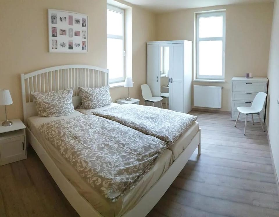 Ferienwohnung Alte Schule 2 "Christian Gotthilf Salzmann" Apartment in Thuringia, Germany