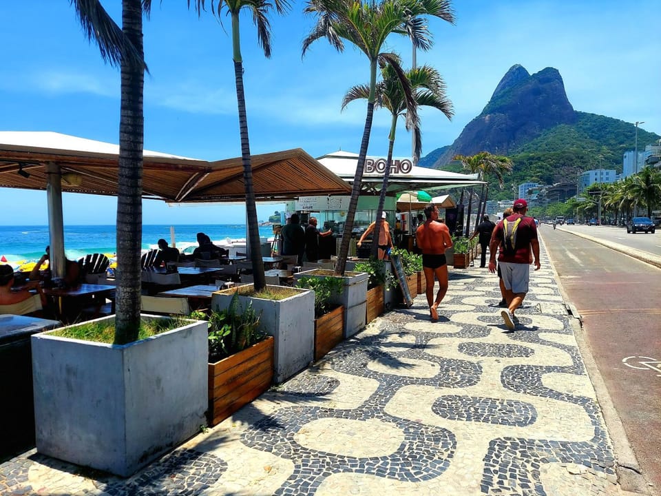 Day, People, Neighbourhood, Natural landscape, Beach