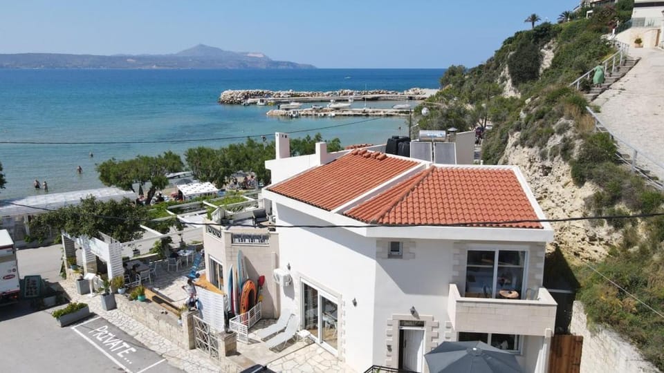 Property building, Day, Parking