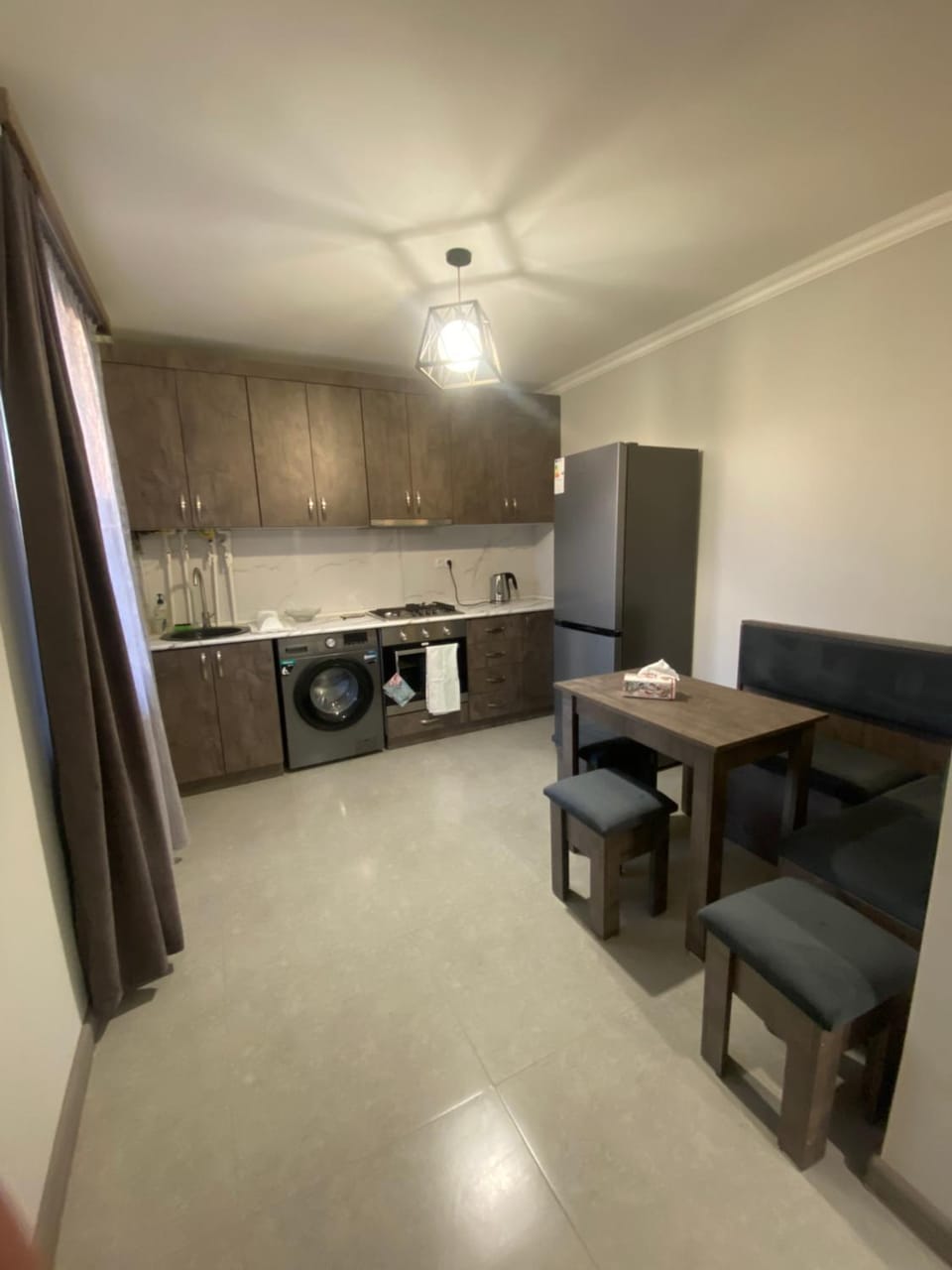 Kitchen or kitchenette, Dining area, pet friendly, stove, washing machine