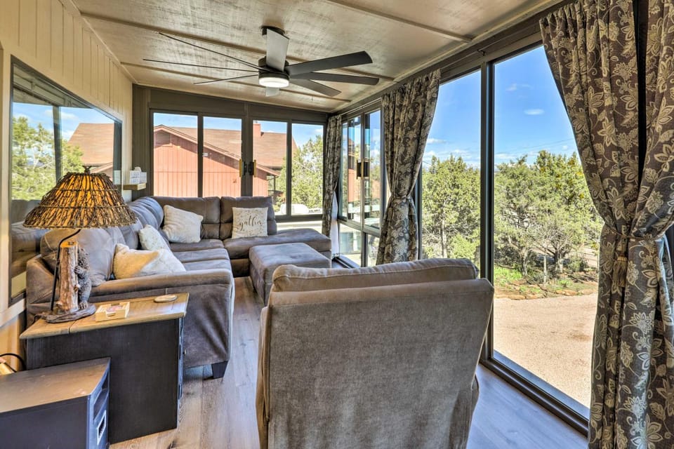 Hot Tub & Deck: Pet-Friendly Home in Payson House in Payson