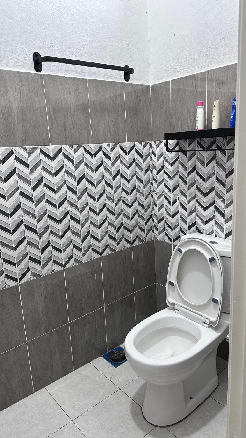 Shower, Toilet, Bathroom