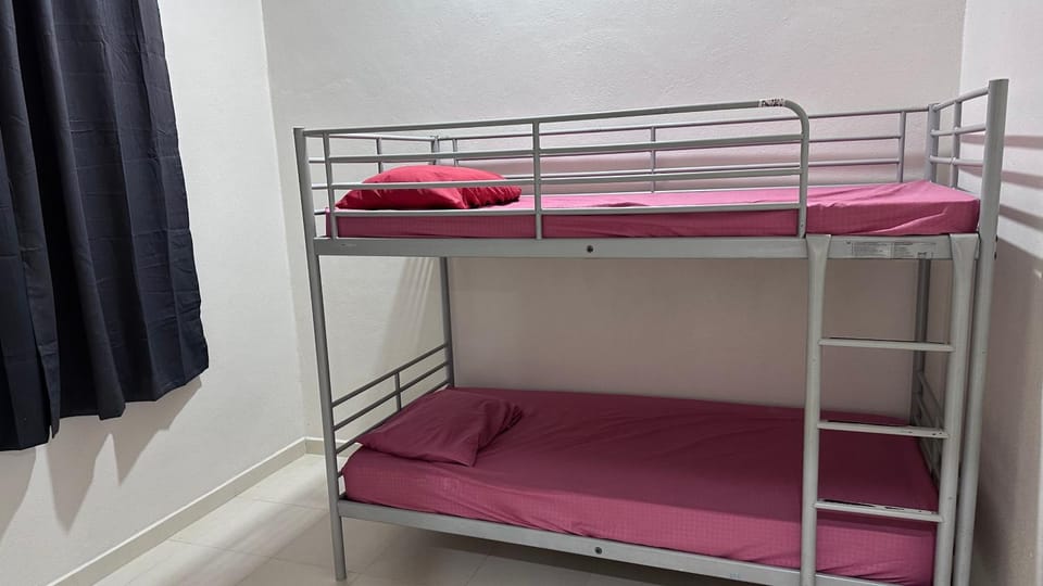 Bed, Bedroom, bunk bed