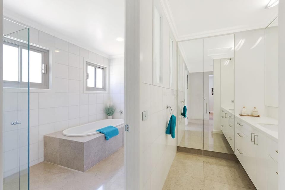 Bathroom, Bath