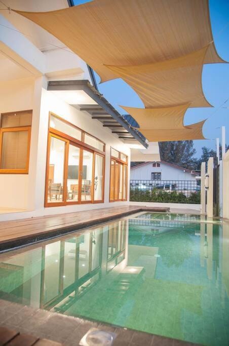 Pool view, Swimming pool