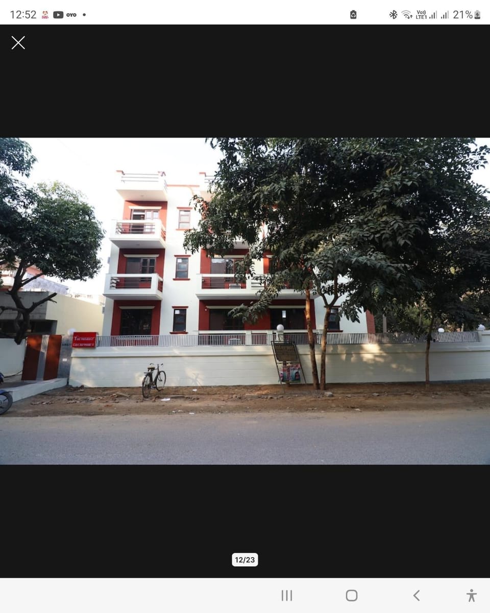 The primero hotel Bed and Breakfast in Gurugram