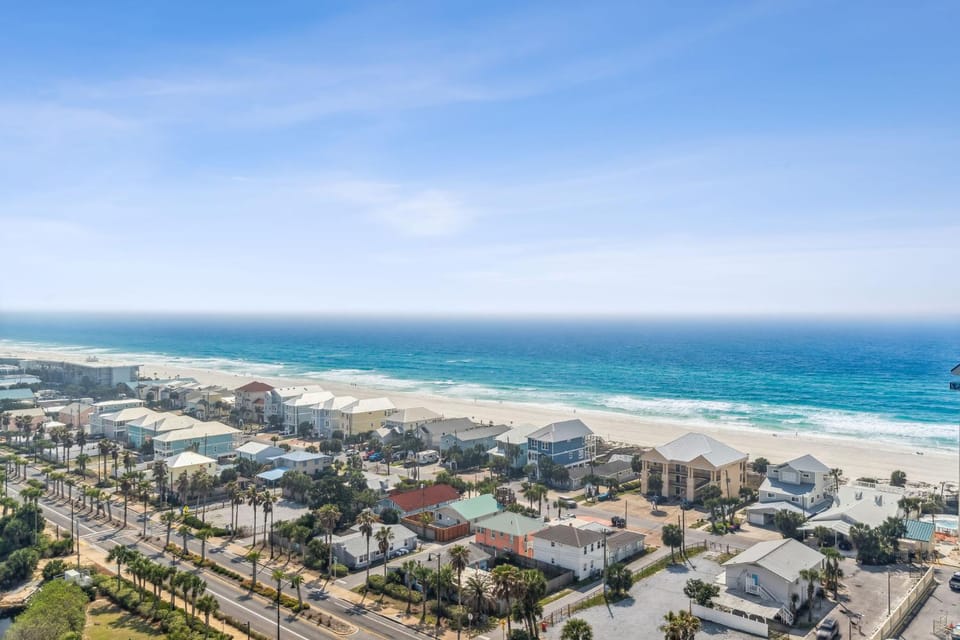 Spacious Beach Condo with Gulf Views! Sleeps 8! by Dolce Vita Getaways PCB Apartment in Panama City Beach
