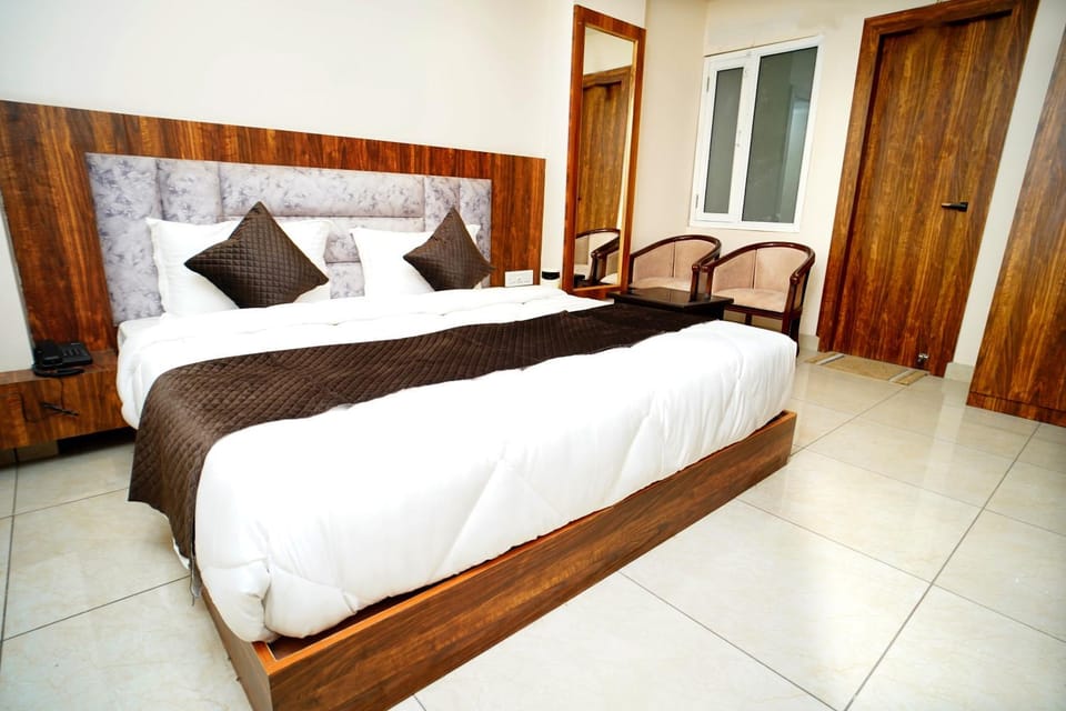 Bed, Photo of the whole room