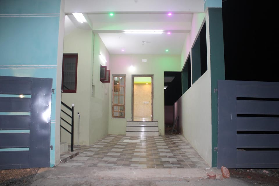 Patio, Parking