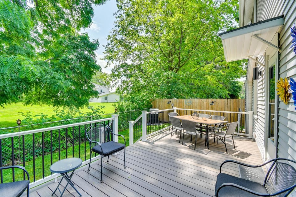 Sodus Point Home - Walkable to Beach! House in Sodus Point