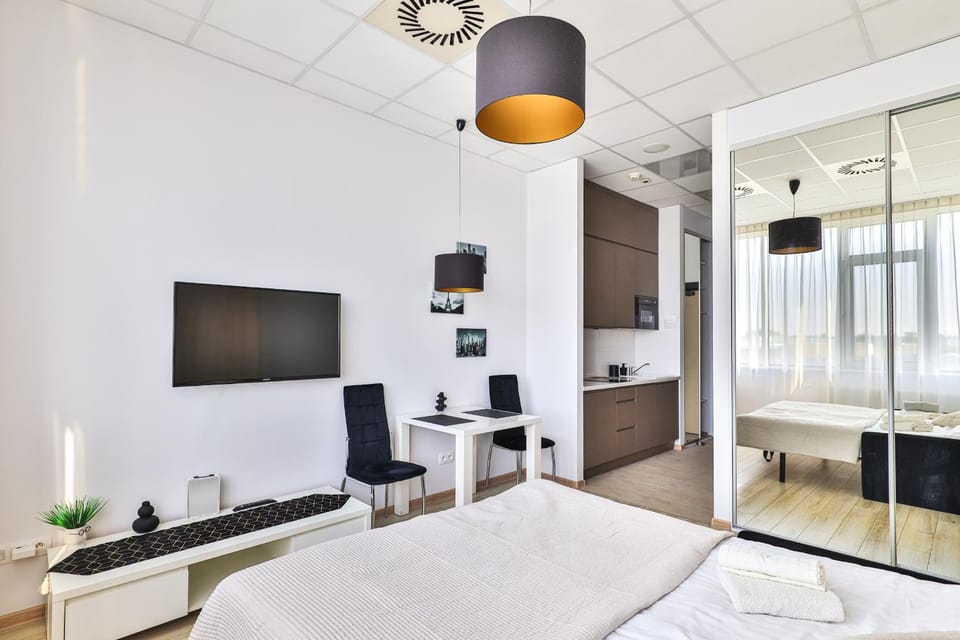 Bed, TV and multimedia