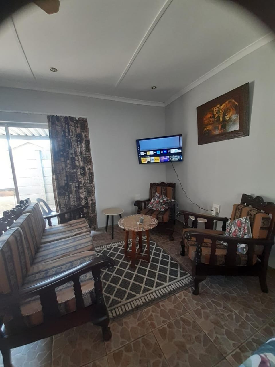 TV and multimedia, Living room, Seating area