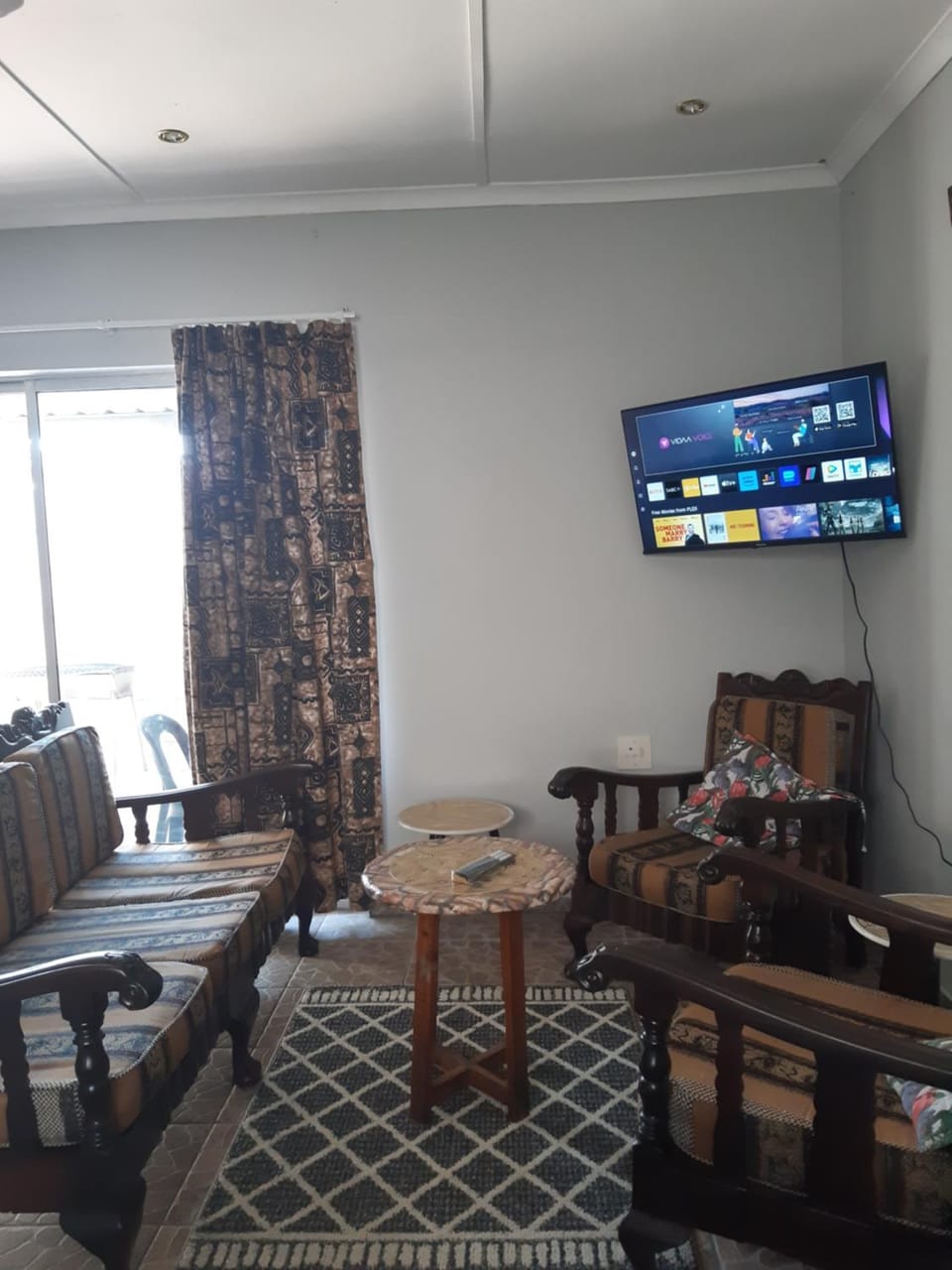 Communal lounge/ TV room, TV and multimedia, Living room, Seating area