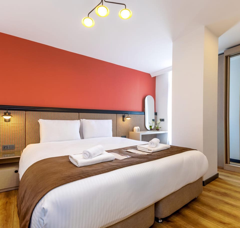 Bed, Photo of the whole room, Bedroom, towels, wardrobe