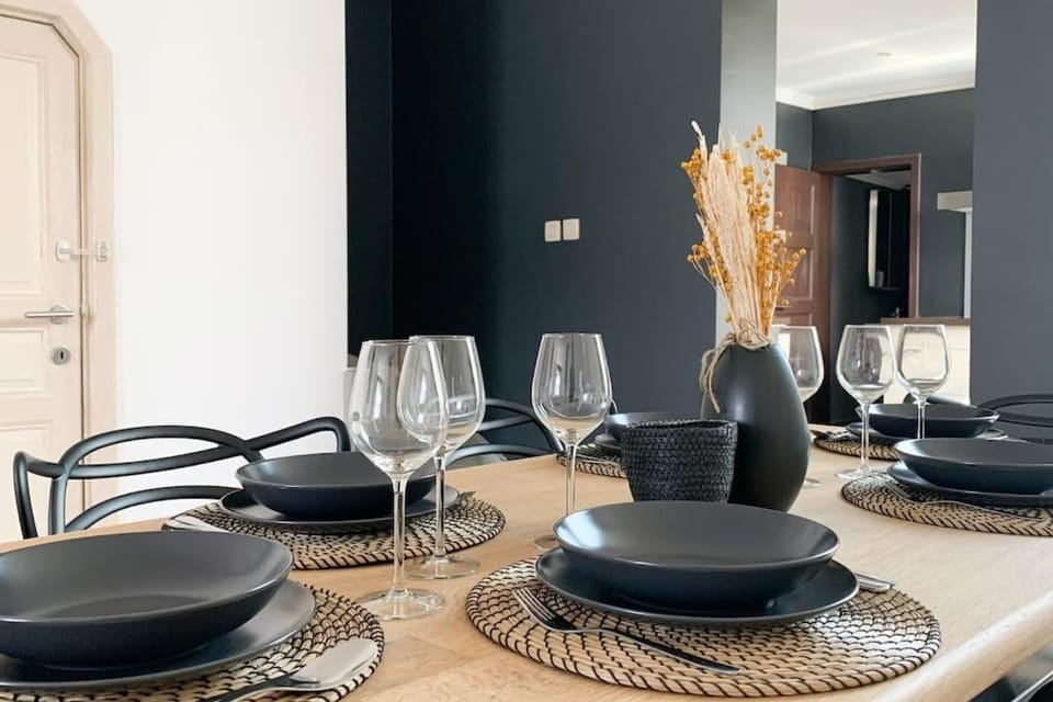 Decorative detail, Decorative detail, Dining area
