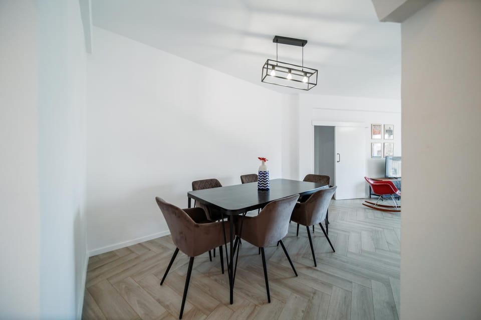 Sea View City Centre 3bed Apartment Apartment in Larnaca