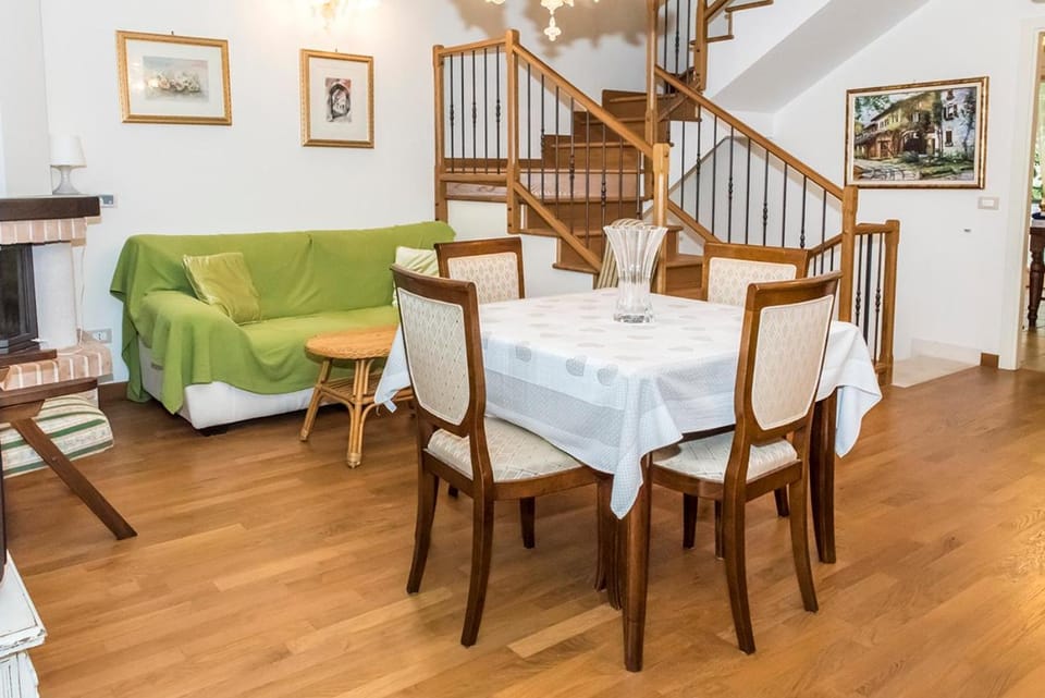 S287 - Sirolo, villetta con giardino vicino al centro Apartment in Sirolo