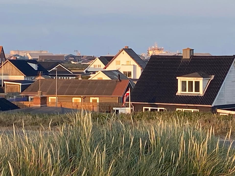 200 m til havet - fri adgang til svømmehal House in Central Denmark Region