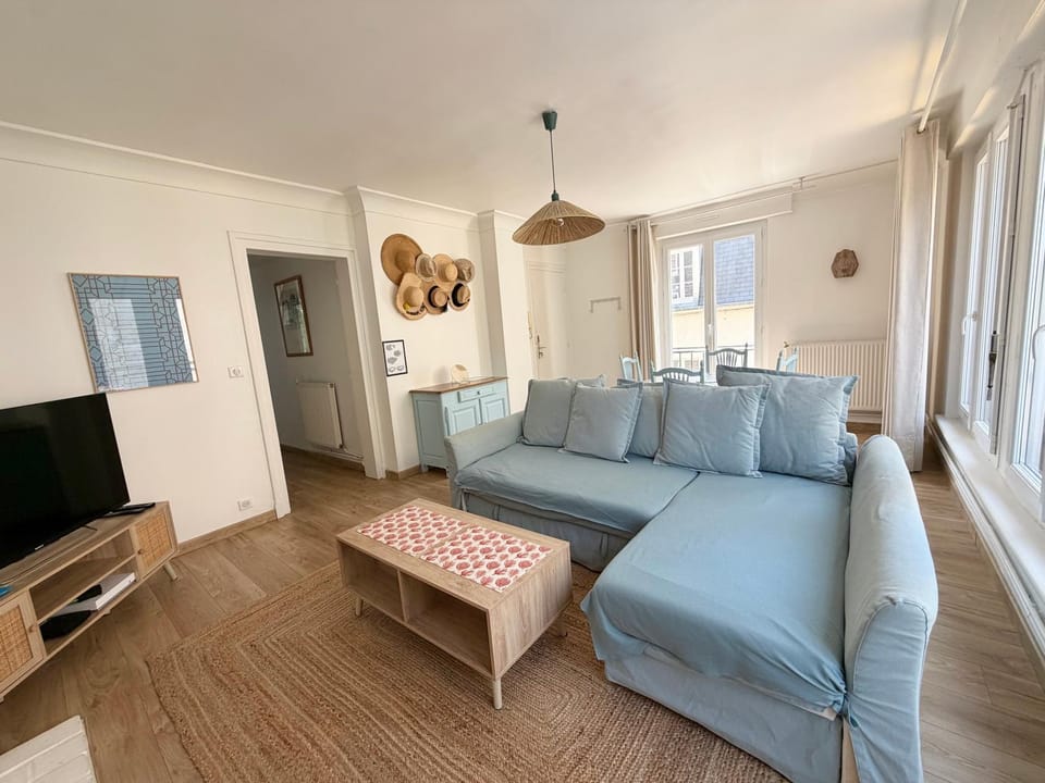 GJ Holiday Escapes - Le plage de Notre-Dame - Appartement au coeur de la vieille ville Apartment in Hauts-de-France