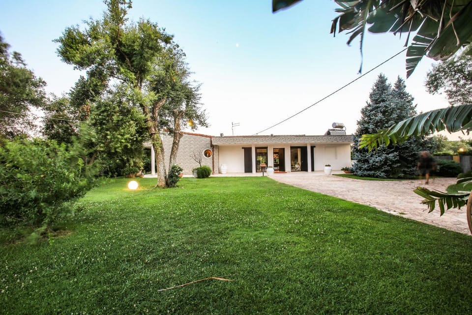 Villa con parco e piscina Villa in Province of Taranto
