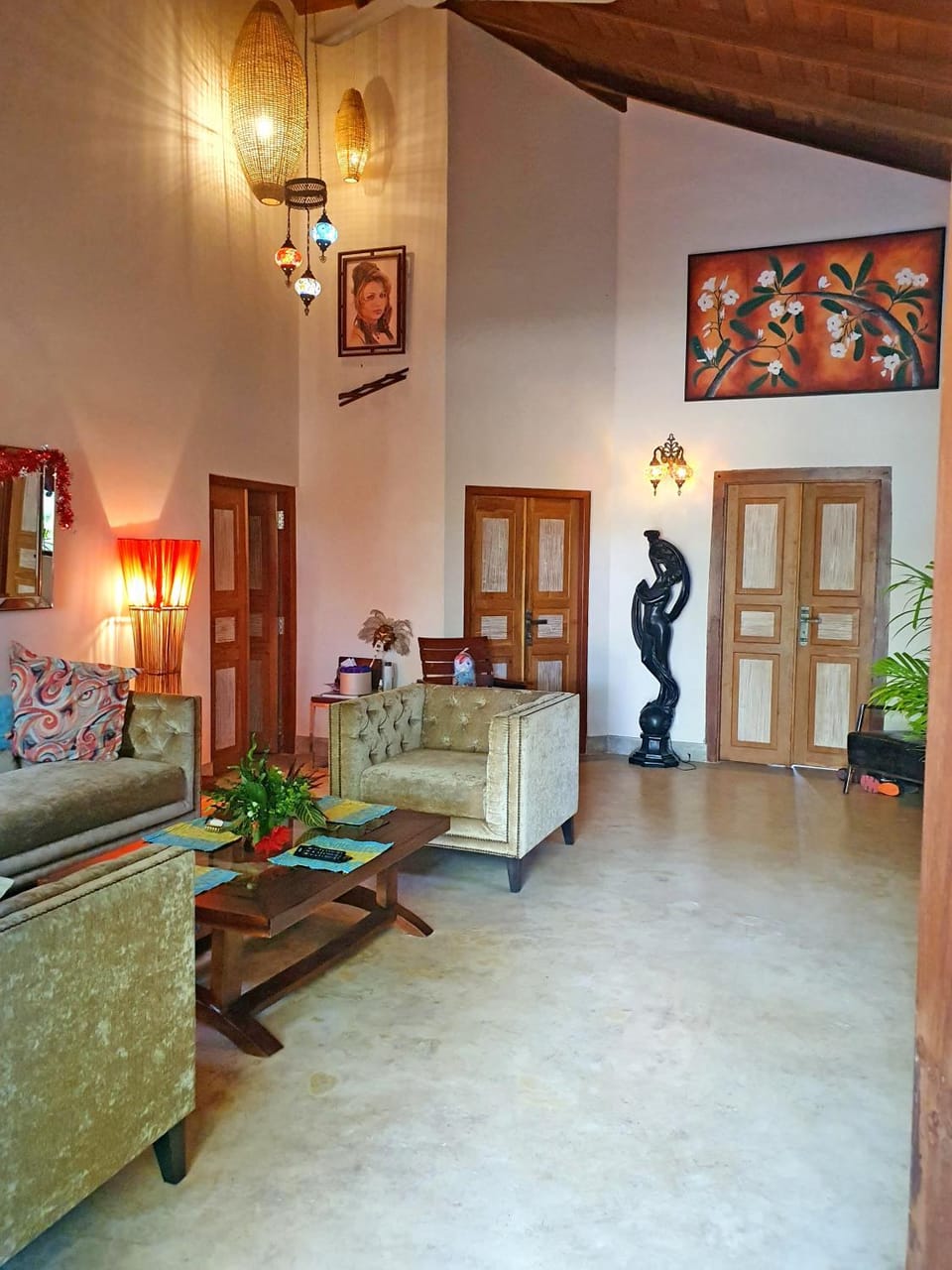 Living room, Seating area