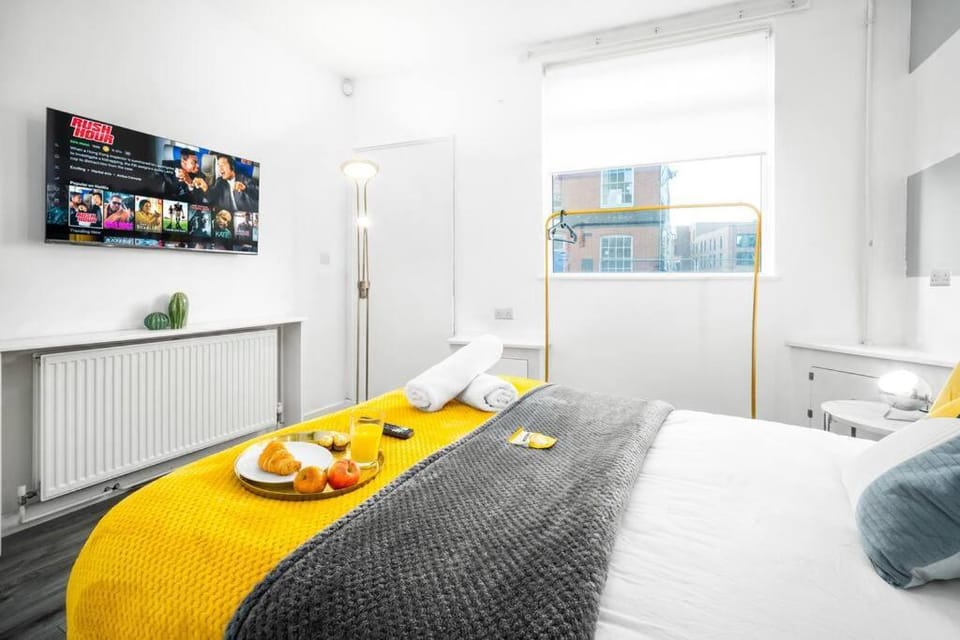 4BR Central Home with Comfort & Fun Apartment in Birmingham