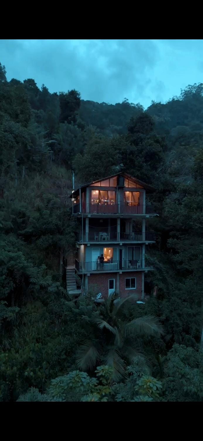 Crystal Resort Bed and Breakfast in Uva Province, Sri Lanka